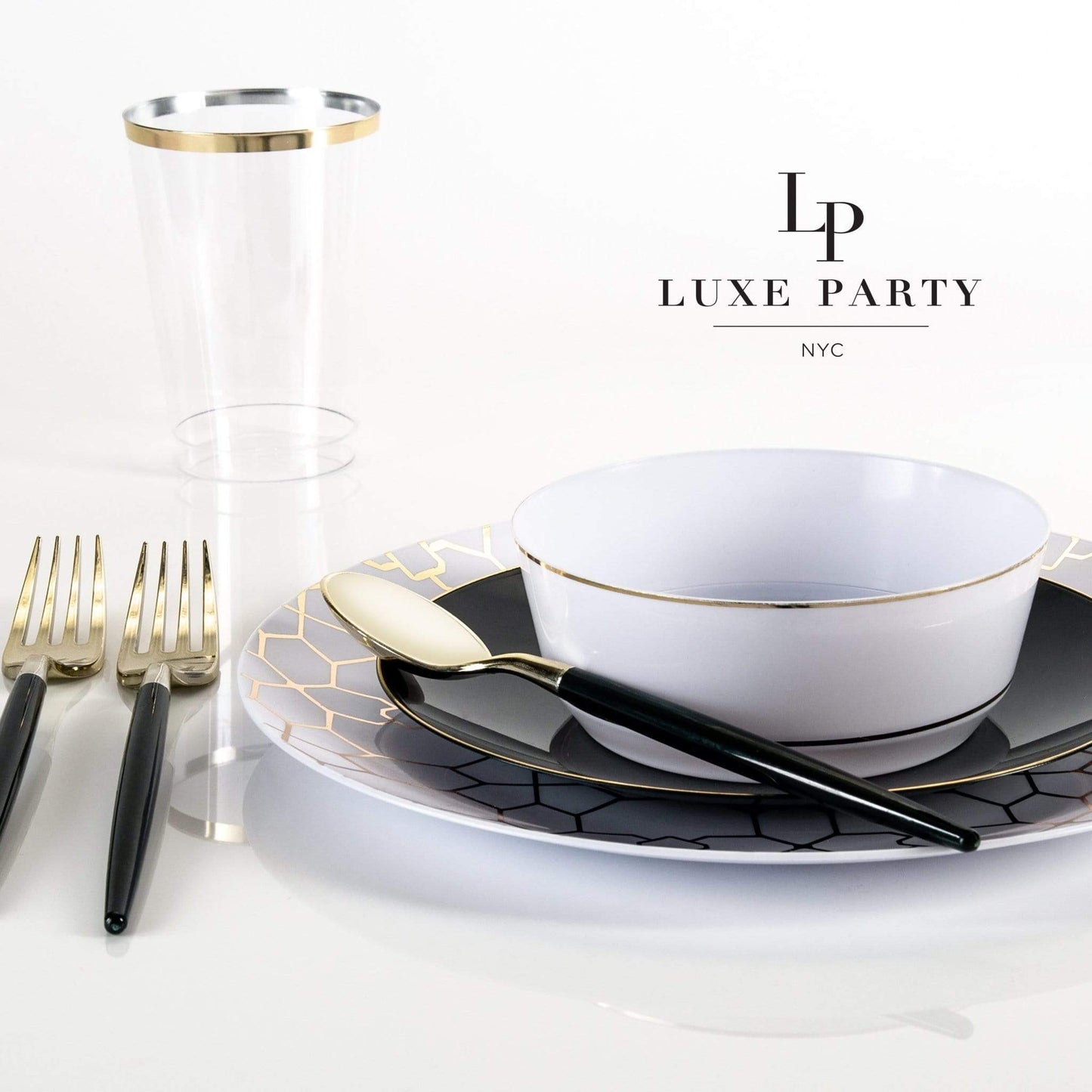 Round Black • Gold Plastic Plates | 10 Pack