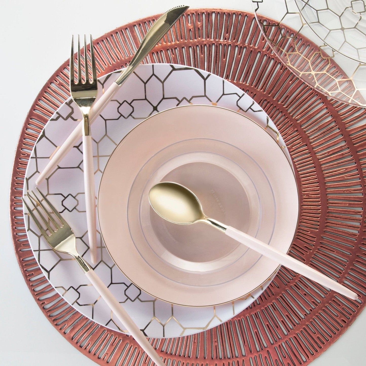 Round Blush • Gold Plastic Plates | 10 Pack